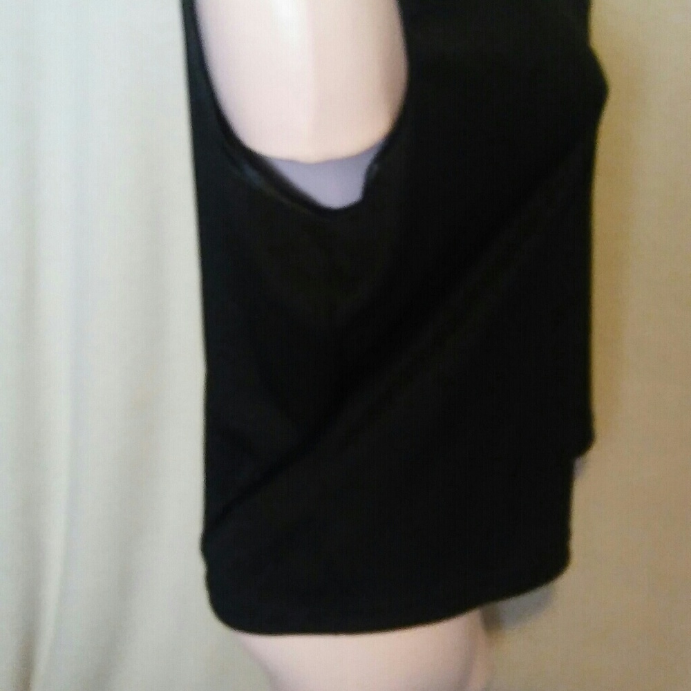 Tank top - Picture 3 of 4